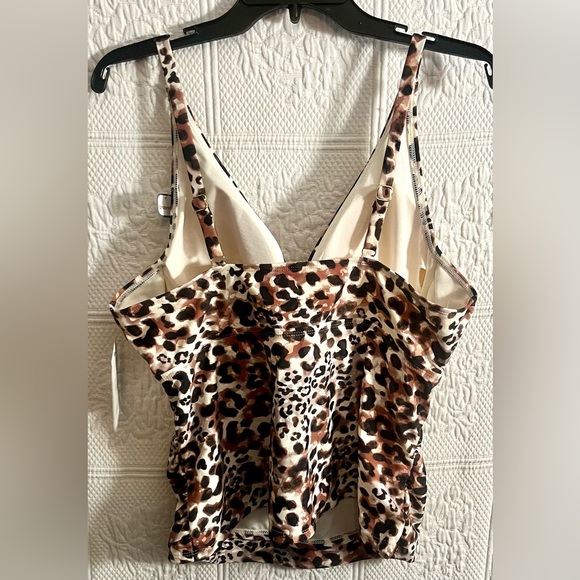 Time and Tru Size XL 16/18 Leopard Print Tankini Swim Top NWT New - Picture 2 of 3